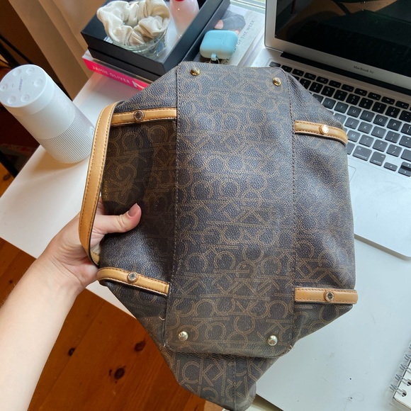 Calvin Klein Bag - Picture 7 of 8